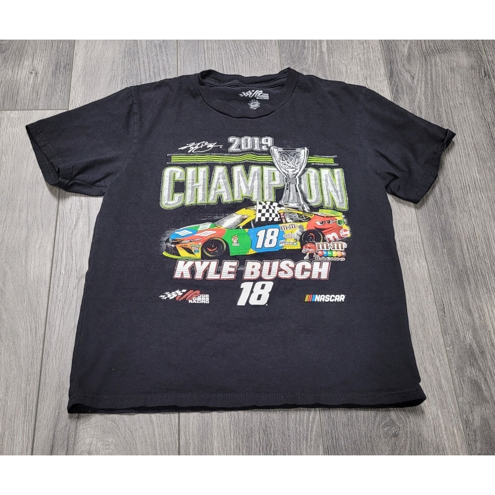 Boys Nascar #18 Kyle Busch M&Ms 2019 Champion T-shirt Size S Black